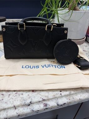 LV Black Embossed Leather Top-Handle Bag with Coin Pouch